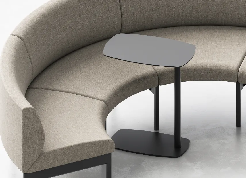 टक्कर मारना